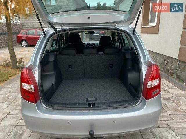 Сірий Шкода Фабія, об'ємом двигуна 1.2 л та пробігом 222 тис. км за 7200 $, фото 17 на Automoto.ua