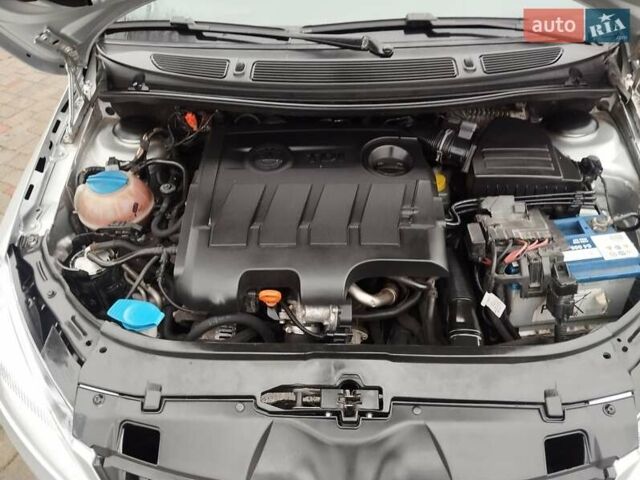 Серый Шкода Фабия, объемом двигателя 1.6 л и пробегом 270 тыс. км за 4950 $, фото 20 на Automoto.ua
