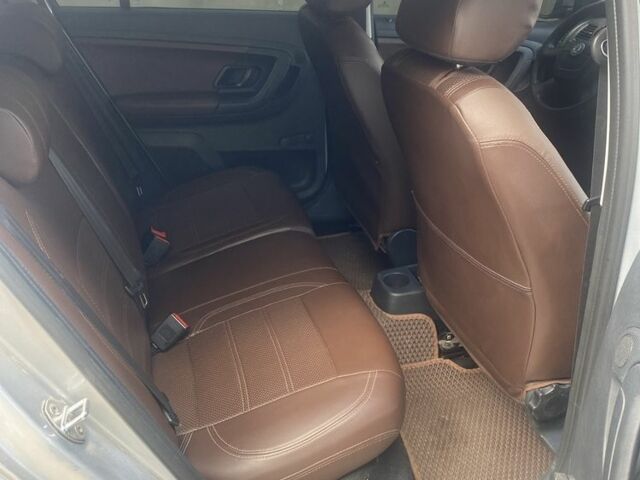 Шкода Фабия 2012 в Краматорске на Automoto.ua Серый Шкода Фабия, объемом двигателя 1.4 л и пробегом 257 тыс. км за 6000 $, фото 7 на Automoto.ua