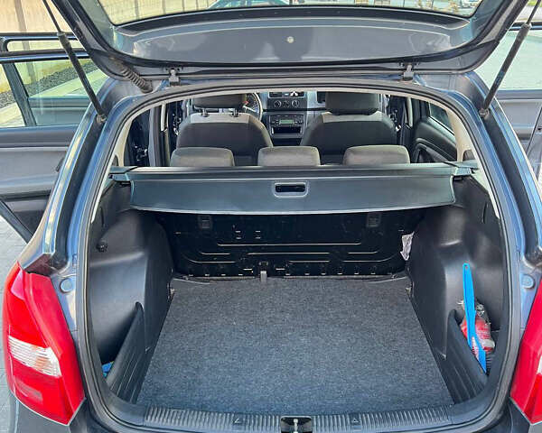 Серый Шкода Фабия, объемом двигателя 1.2 л и пробегом 295 тыс. км за 4950 $, фото 19 на Automoto.ua