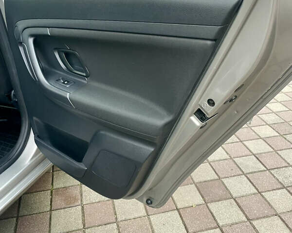 Серый Шкода Фабия, объемом двигателя 1.2 л и пробегом 148 тыс. км за 6900 $, фото 14 на Automoto.ua