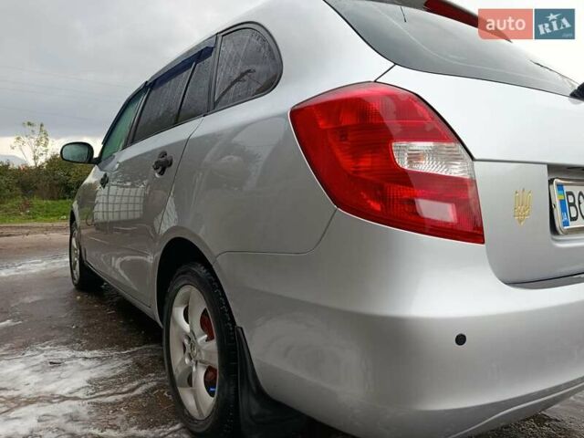 Серый Шкода Фабия, объемом двигателя 1.6 л и пробегом 254 тыс. км за 6200 $, фото 25 на Automoto.ua