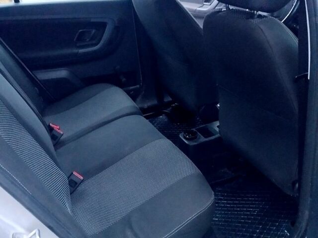 Сірий Шкода Фабія, об'ємом двигуна 1.6 л та пробігом 230 тис. км за 6200 $, фото 7 на Automoto.ua