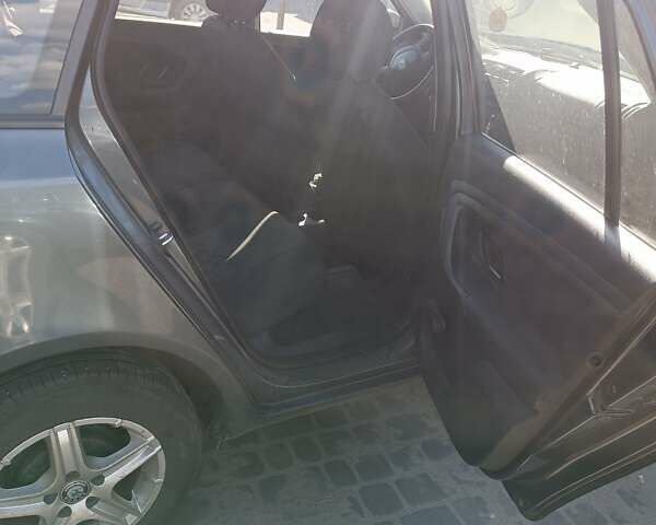 Шкода Фабия 2012 в Полтаве на Automoto.ua Серый Шкода Фабия, объемом двигателя 1.4 л и пробегом 167 тыс. км за 6100 $, фото 8 на Automoto.ua