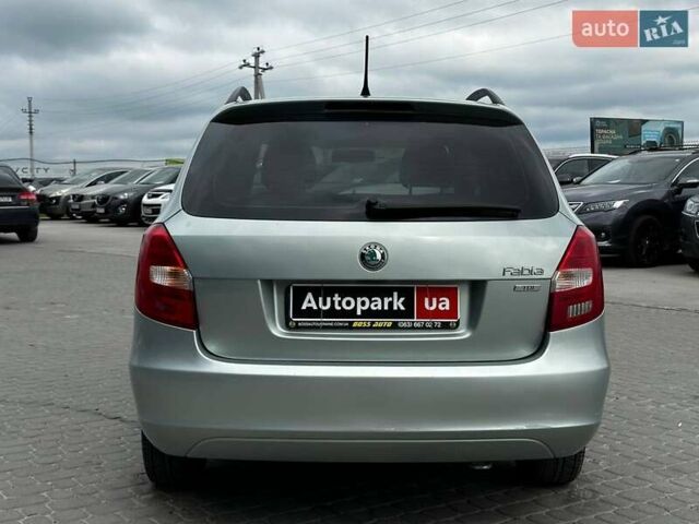 Шкода Фабия 2012 в Львове на Automoto.ua Серый Шкода Фабия, объемом двигателя 1.6 л и пробегом 267 тыс. км за 7190 $, фото 4 на Automoto.ua