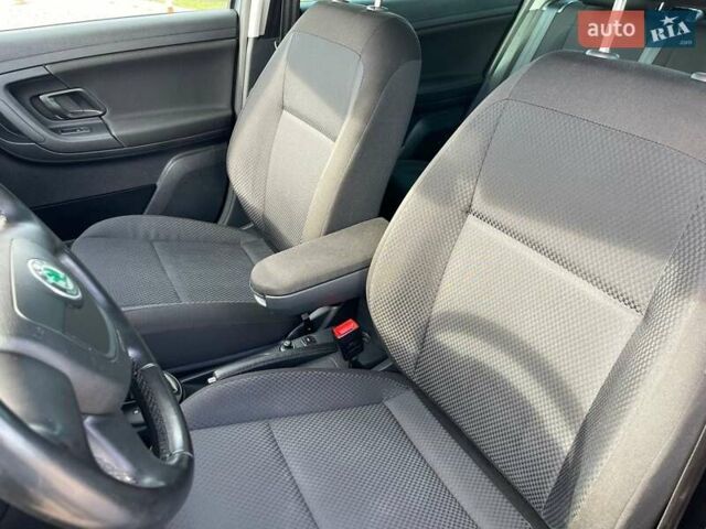 Сірий Шкода Фабія, об'ємом двигуна 1.2 л та пробігом 146 тис. км за 7999 $, фото 20 на Automoto.ua