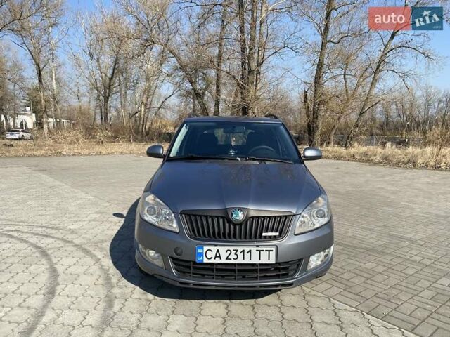 Серый Шкода Фабия, объемом двигателя 1.2 л и пробегом 269 тыс. км за 4900 $, фото 9 на Automoto.ua