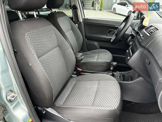 Шкода Фабия 2012 в Львове на Automoto.ua Серый Шкода Фабия, объемом двигателя 1.6 л и пробегом 267 тыс. км за 7190 $, фото 24 на Automoto.ua
