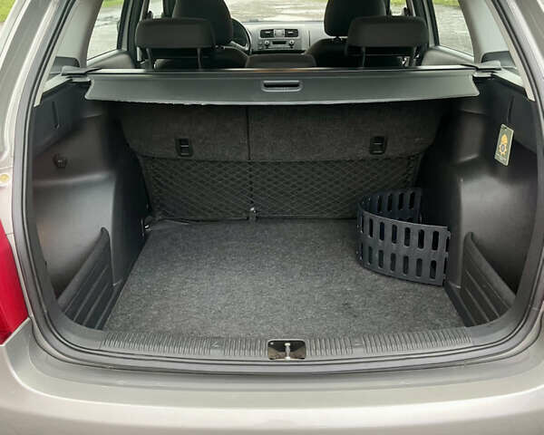 Серый Шкода Фабия, объемом двигателя 1.2 л и пробегом 148 тыс. км за 6900 $, фото 17 на Automoto.ua