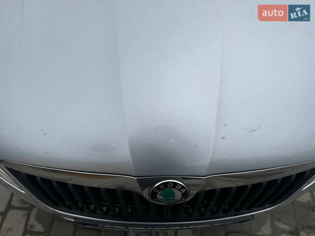 Серый Шкода Фабия, объемом двигателя 1.6 л и пробегом 250 тыс. км за 5999 $, фото 19 на Automoto.ua