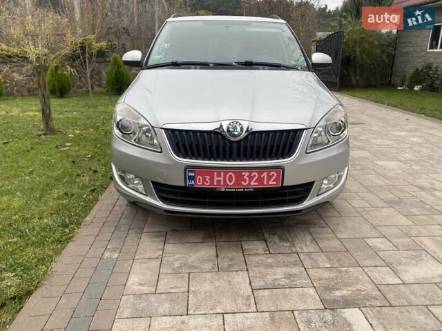 Сірий Шкода Фабія, об'ємом двигуна 1.2 л та пробігом 222 тис. км за 7200 $, фото 1 на Automoto.ua