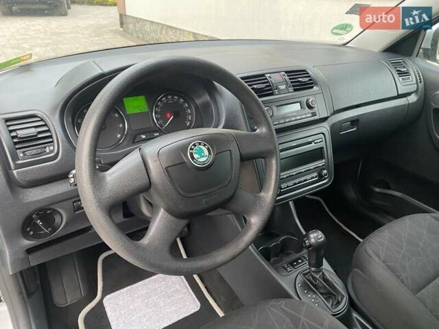 Сірий Шкода Фабія, об'ємом двигуна 1.2 л та пробігом 222 тис. км за 7200 $, фото 11 на Automoto.ua