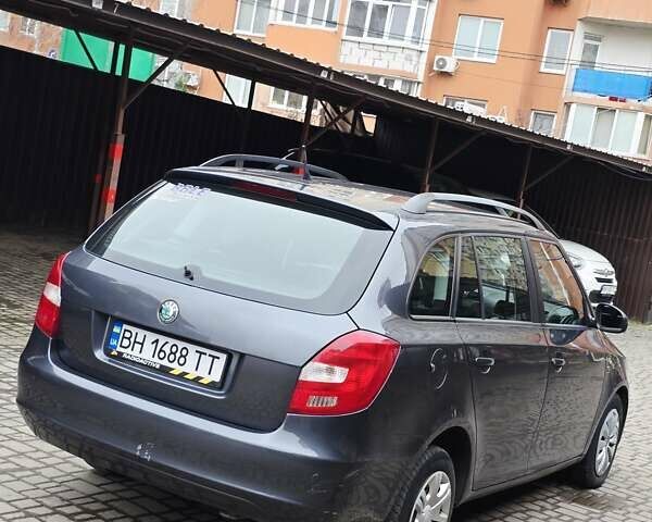 Серый Шкода Фабия, объемом двигателя 1.6 л и пробегом 340 тыс. км за 4800 $, фото 6 на Automoto.ua