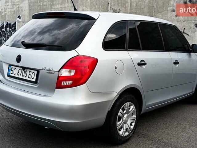 Сірий Шкода Фабія, об'ємом двигуна 1.6 л та пробігом 273 тис. км за 5998 $, фото 5 на Automoto.ua