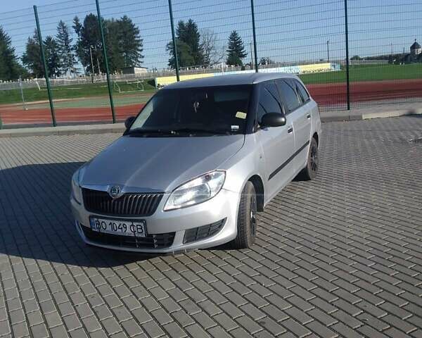 Сірий Шкода Фабія, об'ємом двигуна 1.6 л та пробігом 220 тис. км за 6500 $, фото 8 на Automoto.ua