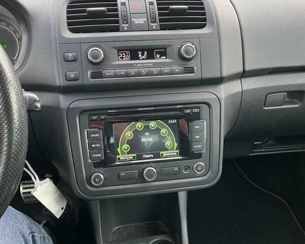 Серый Шкода Фабия, объемом двигателя 1.4 л и пробегом 219 тыс. км за 8000 $, фото 19 на Automoto.ua