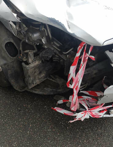 Серый Шкода Фабия, объемом двигателя 1.39 л и пробегом 170 тыс. км за 2100 $, фото 2 на Automoto.ua