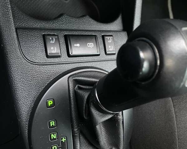 Сірий Шкода Фабія, об'ємом двигуна 1.2 л та пробігом 222 тис. км за 7200 $, фото 23 на Automoto.ua