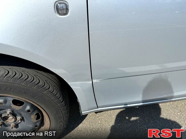 Серый Шкода Фабия, объемом двигателя 1.2 л и пробегом 189 тыс. км за 4500 $, фото 7 на Automoto.ua