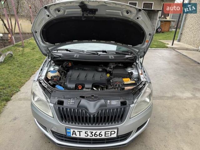 Серый Шкода Фабия, объемом двигателя 1.6 л и пробегом 251 тыс. км за 5800 $, фото 13 на Automoto.ua