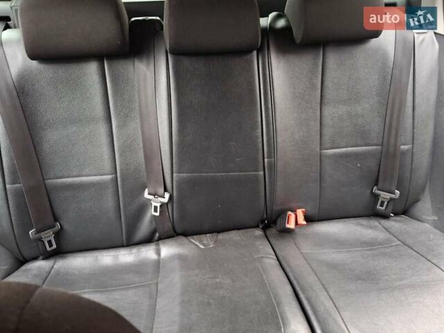 Серый Шкода Фабия, объемом двигателя 1.6 л и пробегом 299 тыс. км за 5000 $, фото 13 на Automoto.ua