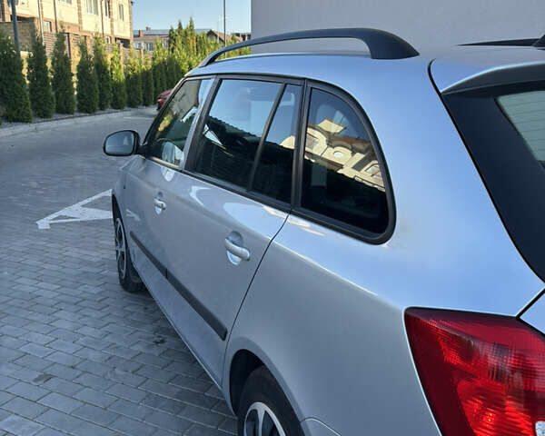 Сірий Шкода Фабія, об'ємом двигуна 1.6 л та пробігом 309 тис. км за 5750 $, фото 25 на Automoto.ua