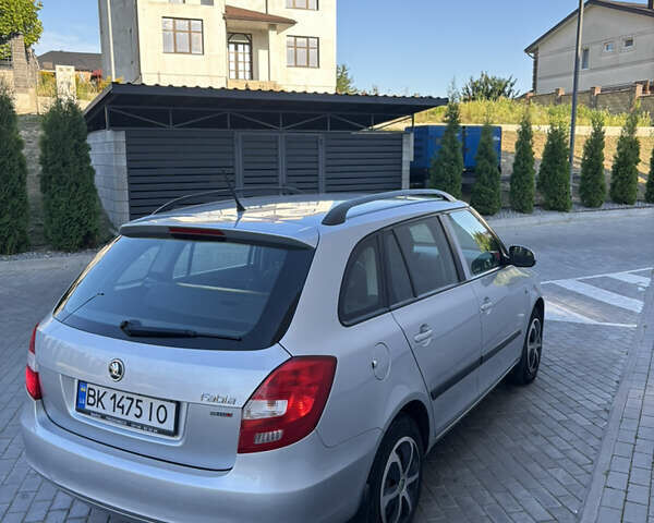 Сірий Шкода Фабія, об'ємом двигуна 1.6 л та пробігом 309 тис. км за 5750 $, фото 13 на Automoto.ua