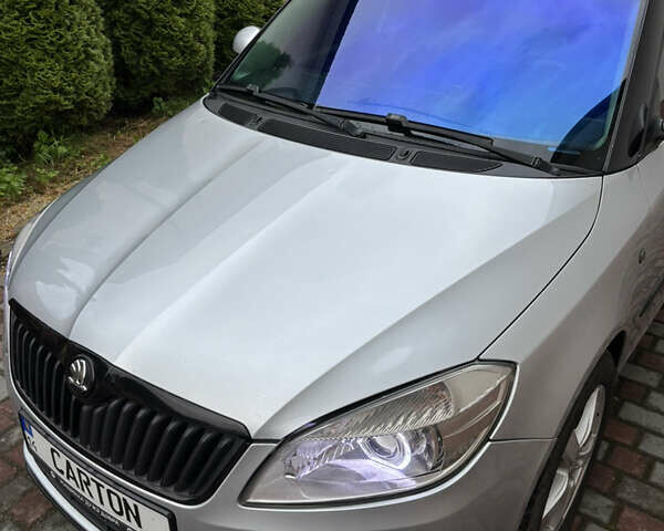 Серый Шкода Фабия, объемом двигателя 1.6 л и пробегом 274 тыс. км за 6500 $, фото 8 на Automoto.ua