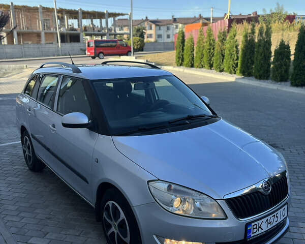 Сірий Шкода Фабія, об'ємом двигуна 1.6 л та пробігом 309 тис. км за 5750 $, фото 6 на Automoto.ua