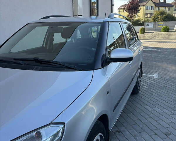 Сірий Шкода Фабія, об'ємом двигуна 1.6 л та пробігом 309 тис. км за 5750 $, фото 31 на Automoto.ua
