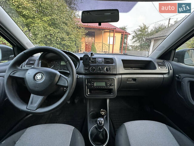 Серый Шкода Фабия, объемом двигателя 1.2 л и пробегом 260 тыс. км за 5499 $, фото 13 на Automoto.ua