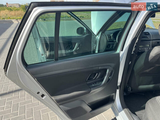Сірий Шкода Фабія, об'ємом двигуна 1.6 л та пробігом 182 тис. км за 8700 $, фото 40 на Automoto.ua