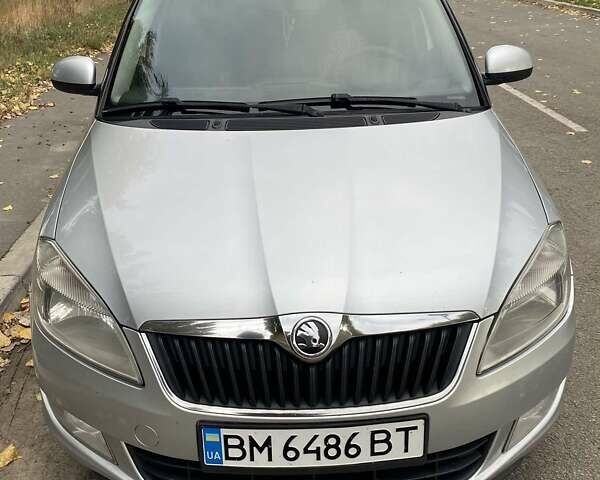 Серый Шкода Фабия, объемом двигателя 1.6 л и пробегом 240 тыс. км за 6150 $, фото 2 на Automoto.ua