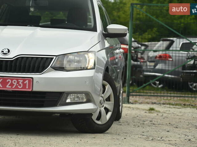 Сірий Шкода Фабія, об'ємом двигуна 1.4 л та пробігом 237 тис. км за 8800 $, фото 4 на Automoto.ua