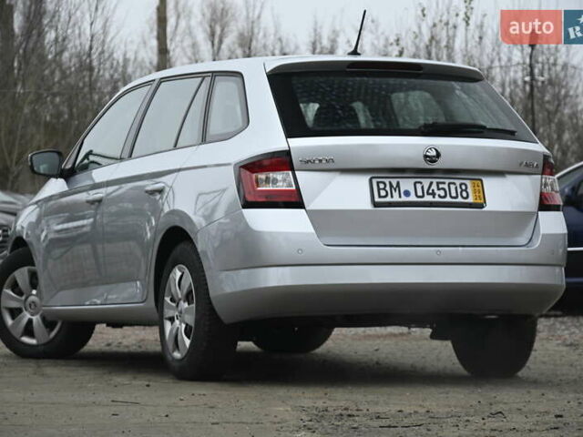 Серый Шкода Фабия, объемом двигателя 1.4 л и пробегом 238 тыс. км за 8400 $, фото 8 на Automoto.ua