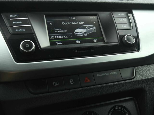 Шкода Фабия 2015 в Бердичеве на Automoto.ua Серый Шкода Фабия, объемом двигателя 1.4 л и пробегом 237 тыс. км за 8500 $, фото 11 на Automoto.ua