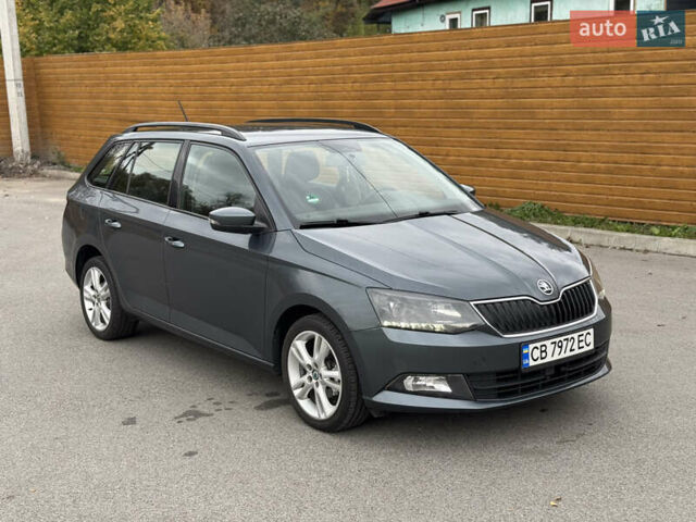 Сірий Шкода Фабія, об'ємом двигуна 1.42 л та пробігом 179 тис. км за 8300 $, фото 3 на Automoto.ua