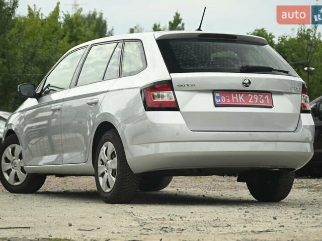 Сірий Шкода Фабія, об'ємом двигуна 1.4 л та пробігом 237 тис. км за 8800 $, фото 5 на Automoto.ua