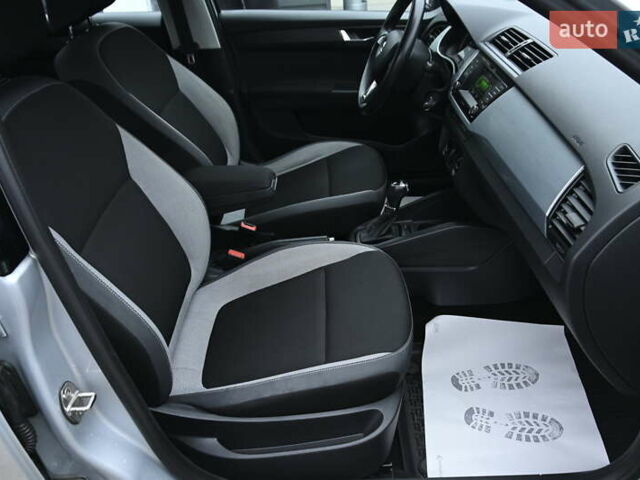 Серый Шкода Фабия, объемом двигателя 1.4 л и пробегом 238 тыс. км за 8400 $, фото 32 на Automoto.ua