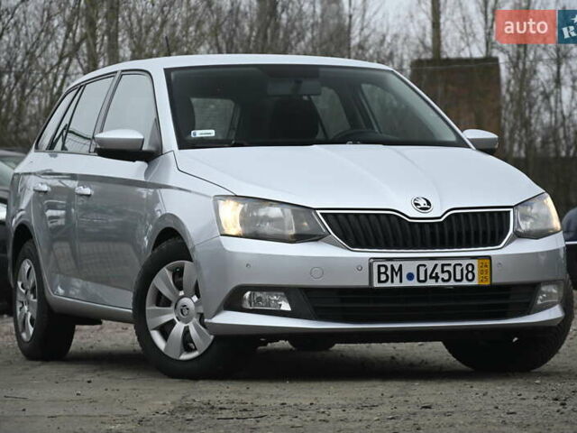 Серый Шкода Фабия, объемом двигателя 1.4 л и пробегом 238 тыс. км за 8400 $, фото 1 на Automoto.ua