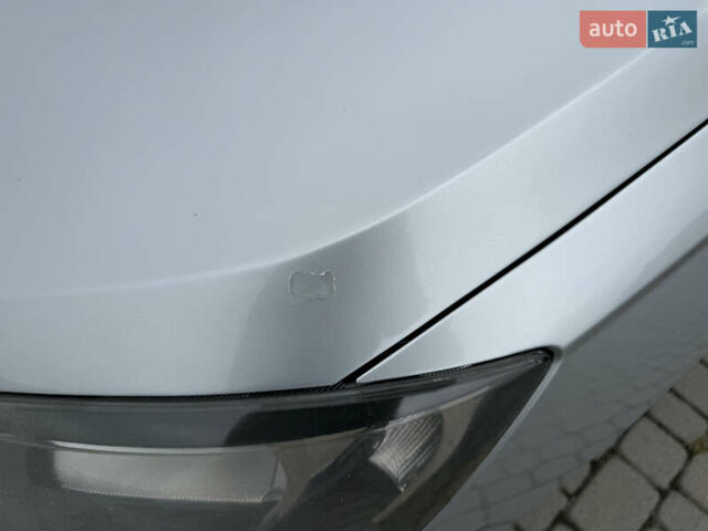 Серый Шкода Фабия, объемом двигателя 1.42 л и пробегом 291 тыс. км за 7999 $, фото 2 на Automoto.ua