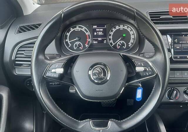 Сірий Шкода Фабія, об'ємом двигуна 1.6 л та пробігом 52 тис. км за 14854 $, фото 12 на Automoto.ua