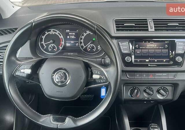 Сірий Шкода Фабія, об'ємом двигуна 1.6 л та пробігом 52 тис. км за 14854 $, фото 8 на Automoto.ua