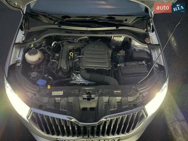 Серый Шкода Фабия, объемом двигателя 1 л и пробегом 71 тыс. км за 11400 $, фото 29 на Automoto.ua