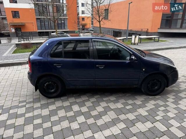 Синій Шкода Фабія, об'ємом двигуна 1.4 л та пробігом 352 тис. км за 2150 $, фото 12 на Automoto.ua