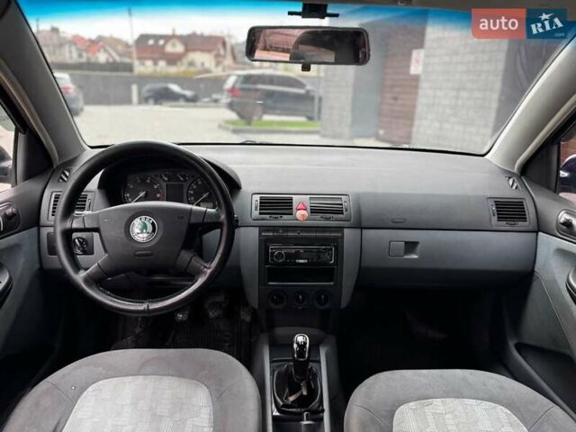 Синій Шкода Фабія, об'ємом двигуна 1.4 л та пробігом 352 тис. км за 2150 $, фото 24 на Automoto.ua