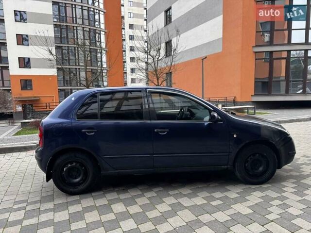 Синій Шкода Фабія, об'ємом двигуна 1.4 л та пробігом 352 тис. км за 2150 $, фото 11 на Automoto.ua