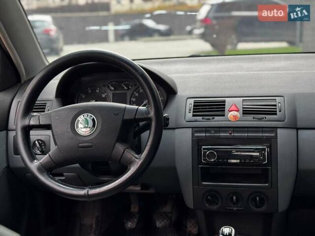 Синій Шкода Фабія, об'ємом двигуна 1.4 л та пробігом 352 тис. км за 2150 $, фото 26 на Automoto.ua