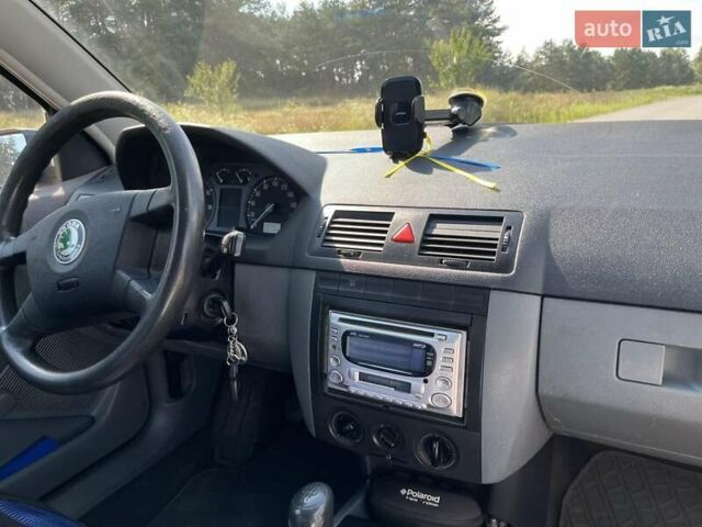 Синій Шкода Фабія, об'ємом двигуна 1.4 л та пробігом 180 тис. км за 4200 $, фото 18 на Automoto.ua