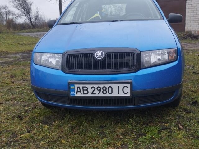 Синий Шкода Фабия, объемом двигателя 1 л и пробегом 298 тыс. км за 2300 $, фото 1 на Automoto.ua